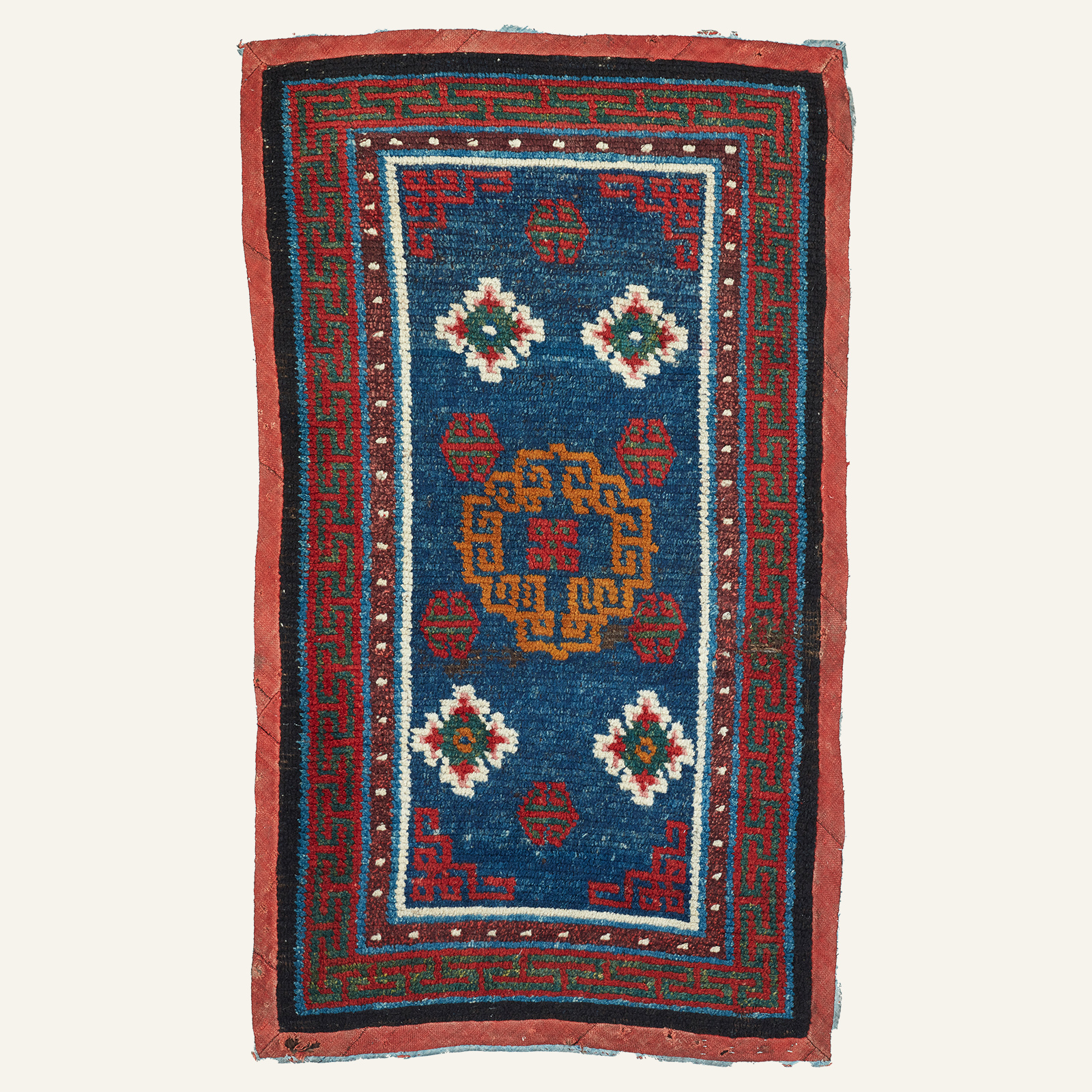 SITTING RUG (40303)